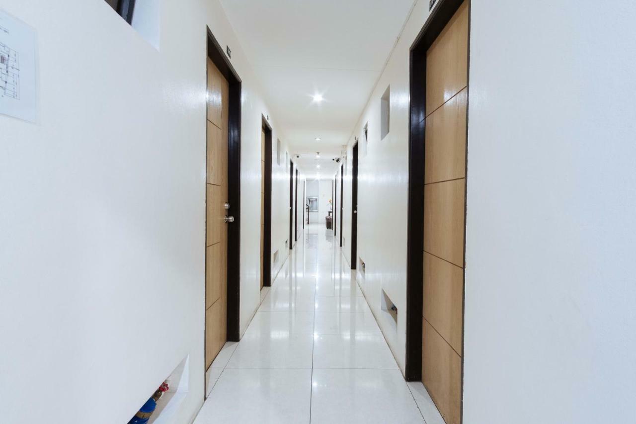 Reddoorz Near Robinsons Place Manila Ngoại thất bức ảnh